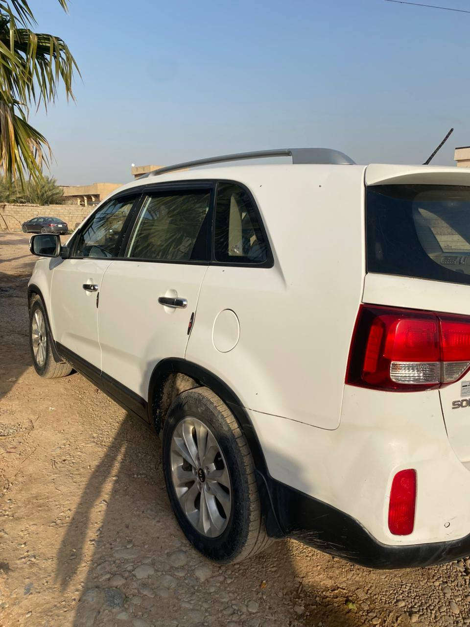 السلام عليكم
للبيع  
سورنتو2014 خليجي
 #كلين

المواصفات المعروف

كشنات مخمل
كشاف ضبابي
7 راكب
3تبريد
4 سلندر
لد خلفي
تخم تاير
لون ابيض

مري شفط
يدات كروم
كامرة خلفيه
تحكمات ستيرن جهتين
حدادية جديدة
تبريد ثلج
داخل بيجي
ويل كب 17
اشاير بالمري

السياره كاملة مابيه اي نقص
السياره حلوه وجديده 
وكلشي موجود بالسوك
وكلشي بسعره 155
اتصال *********** مكان كركوك:: حويجه كركوك, العراق
