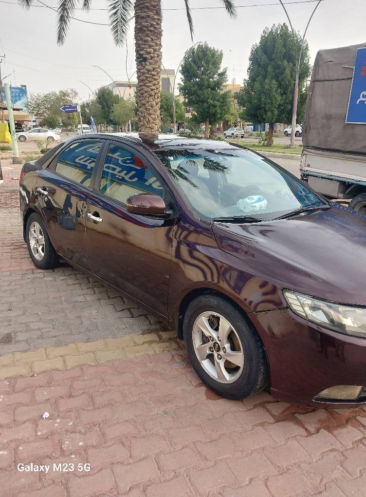سيراتو موديل 12 
خليجي فول مواصفات 
إشارة بالمري 
فتحة 
تحكم جهتين 
بصمة 
قطعتين تبديل جاملغ وباب الصدر .
ابيع احزام مصبوغ 
نقصها تبريد كمبريسر 
*********** كربلاء, العراق
