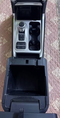 حصان فورد اكسبلور السعر 450$  07888530066