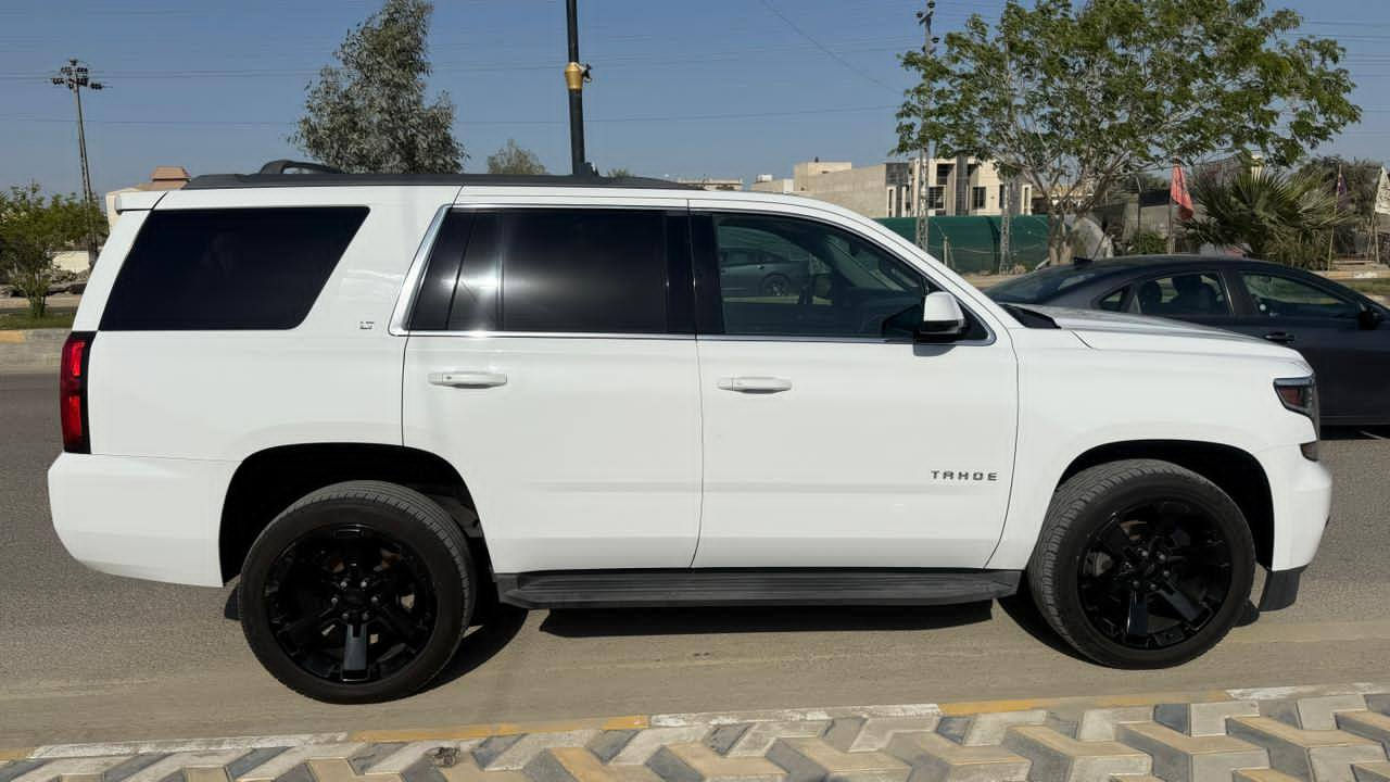 تاهو Lt 2017 فول مواصفات دخول جديد مرقم بغدد كفاله عامه
فتحه سقف
 شاشه خلفيه
حساس امامي وخلفي
رادار جانبي
كشنات تبريد وتدفئه + كهرباء
اشاير بالمري
كشنتات ملكي
السعر 350 ورقه
***********
