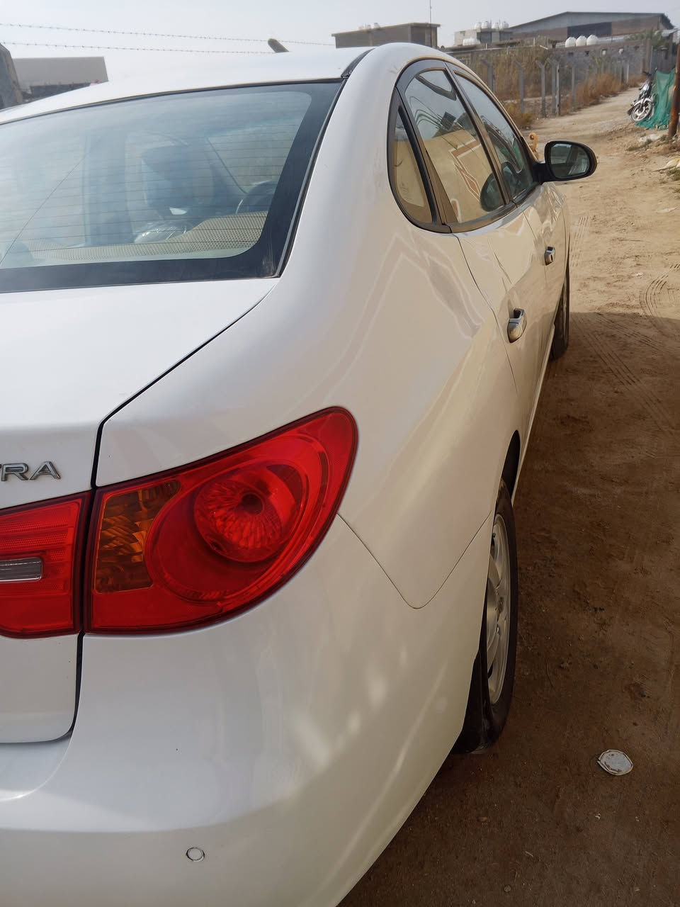 السلام عليكم النترا موديل 2011 وارد خليجي  محرك1600 رقم كربلاء الماني السعر 110وبيها مجال الاستفسار الاتصال *********** مكان السيارة كربلاء
