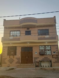 بيت طابقين • بختياري • ١٠٠م