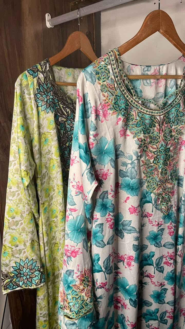 مخاوير كويتية+حجاب+خياط ٢٥
نوع القماش اندلوسي حرير 
اليوم حنشر وجبه جديده ع انستا 
يوجد توصيل جميع محافظات العراق 🚗 
توصيل ٣
الحي المعلمين الفين 
مكاني مسيب حى الميثاق


**إذا كنت صاحب هذا الإعلان وتريد حذفه لأي سبب، رجاءا أرسل رسالة إلى الدعم الفني**