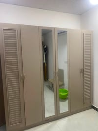 غرفه 5 قطع مستعمله نضيفه بس يراد ترتيب لجربايه وبسعر مناسب جدا  077242...