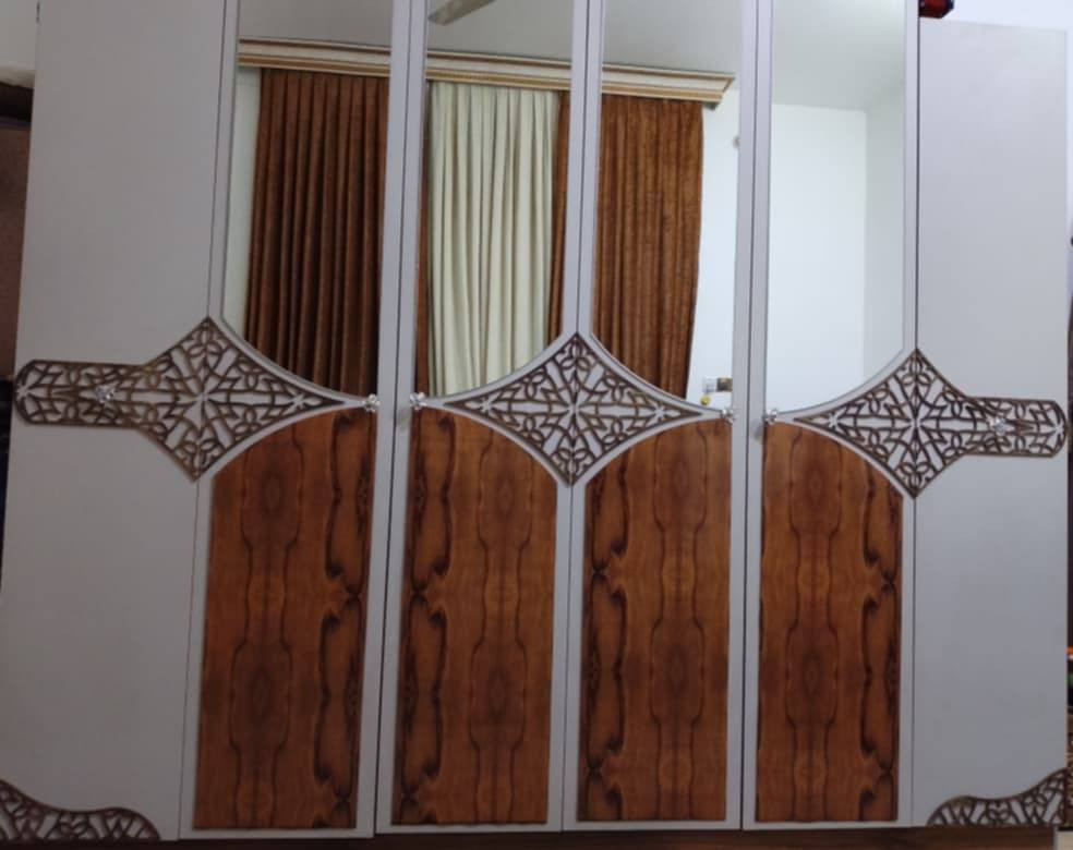 للبيع ٩ قطع غرفه النوم تركي سعر ٦٠٠ وبيه مجال ع خاص 
العنوان .بدايةطريق العامريه .يم مركزالسلام
‏‪***********‬‏ للإستفسار
