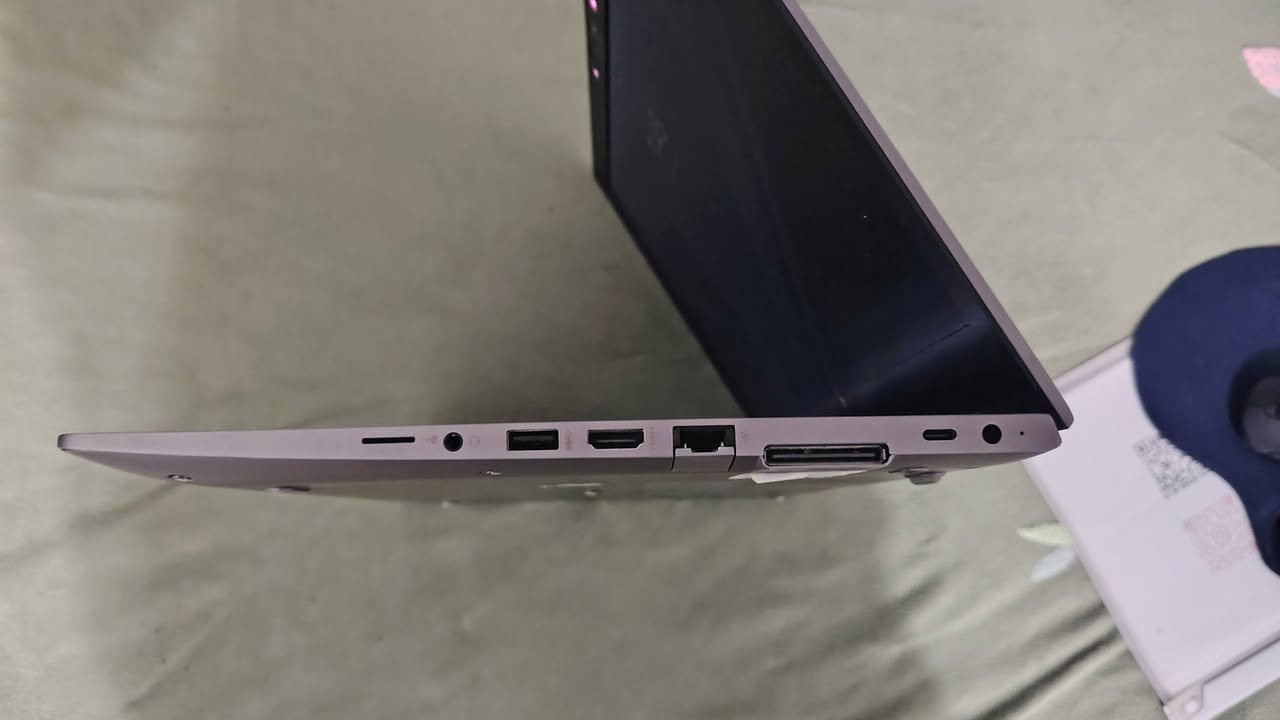 السلام عليكم
للببع لابتوب hp

موديل z book 15u g6

كوراي 7

الجيل  8 

معالج u

ssd 512 

ddr 16

كارت شاشة خارجي 4 

بطارية ليثيوم شحن ممتاز 

منفذ شحن عادي + تايب سي

فول كيبورد 

شاشة 15.6 انج  سوبر سلم

كيبور عربي +انكليزي ضوئي 

فيس ايدي + بصمة اصبع 

بلوتوث + غالق كاميرا

ويندوز اصلي 

اوفس 2010 اصلي 

للتواصل ***********
