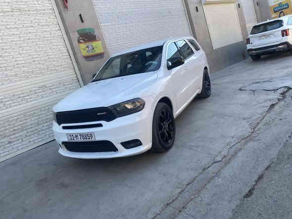 السلام عليكم 
دورنكو  2019 SXT اصل
امريكي 
6 سلندر 3600
بيهة منظومة غاز 60 لتر 
ماشية 140 كيلو متر
بصمة تشغيل عن بعد
وبصمة ابواب
دخول ذكي
شاشة وسط وكامرا خلفية
شاشة اعطال
تبريد مركزي 3 قطع
كشنات قماش
داخل اسود
السايق والعبري كشنات تدفئة
كشنات متصل الوسط مو منفصل  
كشن سايق كهربائي
مرايات هيتر
رادار خلفي  وجانبي اوتو بريك
وتحكمات ستيرن
الوضعيات :
Sport/
Auto/
Eco/ 
ونظام قياس ضغط اطارات العجلة
ويل اسود
حادثهه واضح بالصور
بداية البنيد وشوي من باب السايق كد شبر
مكينة وگير خير من الله
سعرهه اتصل 
***********
مكاني بغداد
