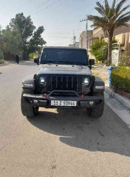 تم تنزيل السعر. اخوان بيع فقط بدون مراوس 
السلام عليكم شباب  جيب رانكلر موديل  23 هايبر ٣ انضمه صحاري   ماشي  ١٧ الف يعني اخت الزيرو     رقم بغداد بسمي. حادثها موضح بالصور بابين مبدلات نفس الون . وشبر بالجاملغ الامامي .   السعر   ٢٤٠ وبيها مجال بسيط
مكاني بغداد حي الجهاد للاستفسار ***********
