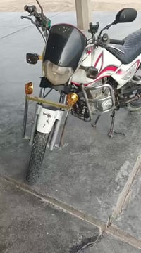 دراجه سنكي للبيع محرك 200دراجه نضيفه ماكايمه كهربائية  شغاله بس سلف ال...