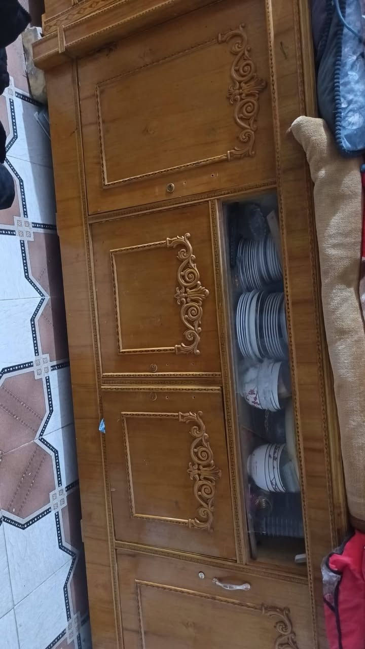 كنتور تسقام جديد مسوي ٢٥٠ اريد ب ١٥٠  وبوفيه جديده اريده ١٥٠ قفل ***********
