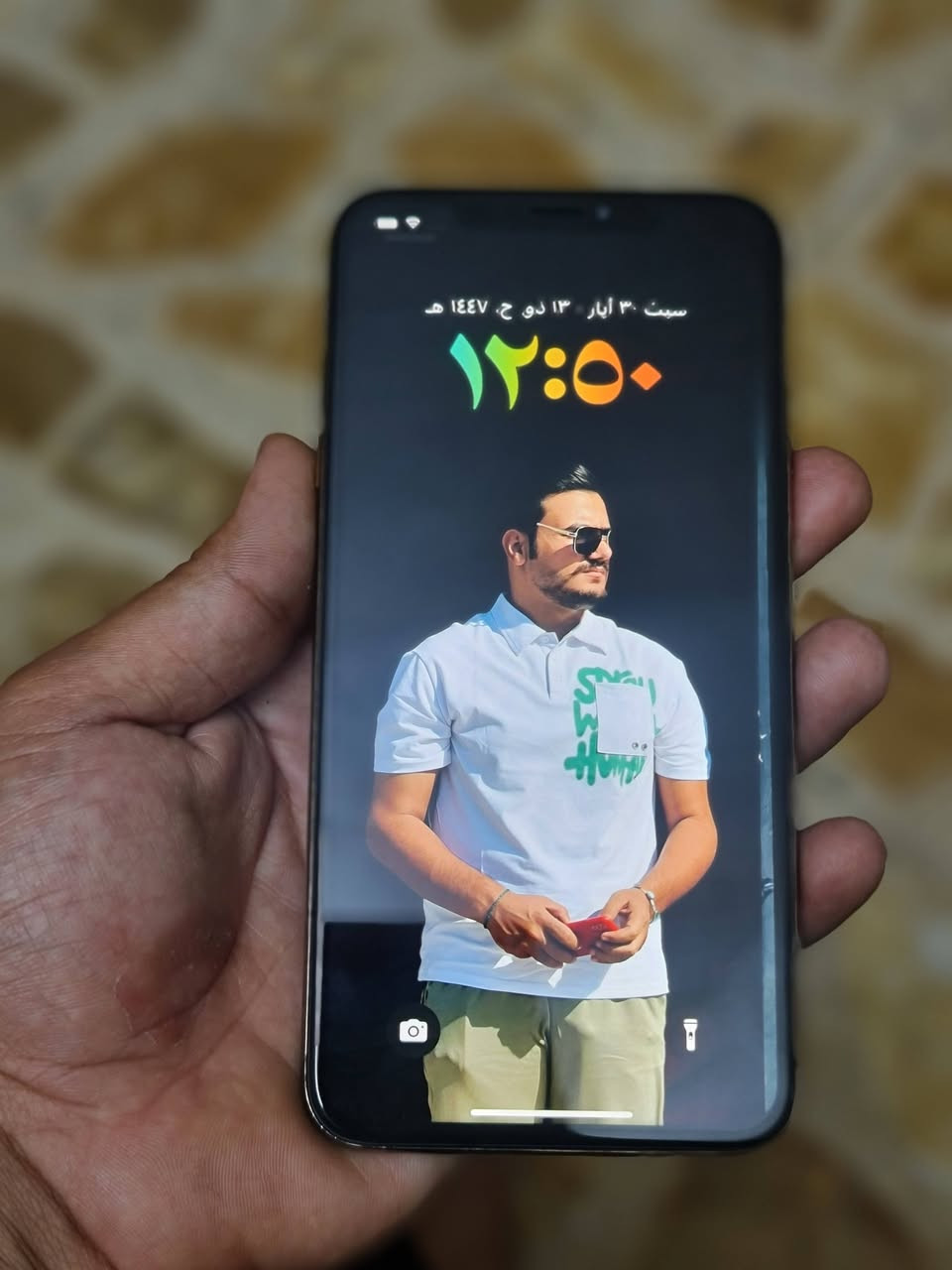 ايفون اكس ماكس اس جهاز نضيف بطاريه 82 ذاكره 256  جهاز بدل شاشه اصليه 3خيارات . فيس ايدي شغال /مراوس ويا جهاز ثاني او بيع قيم سعر /***********
