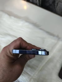 13 برو ماكس تك سيم بطاريه 90 شرط ممصعده تاخذو   جهاز مستبدل شاشه اصليه...