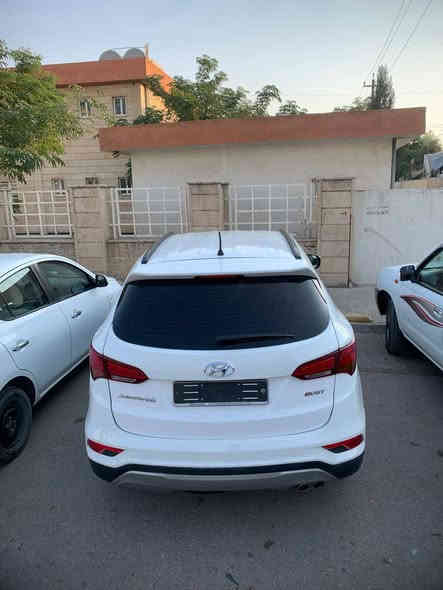 سيارة سنتافي خليجي موديل ١٤ ٧نفرات ٣قطع تبريد اتصل على هذه رقم واتساب فايبر ***********
