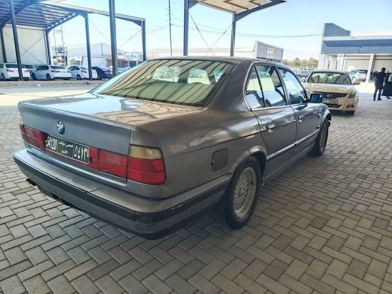 بۆ فرۆشتن یان گۆرینەوە  bmw  1994 پێش پان تایەو ویل موشەبەک نمونە لە جوانی بێ دەعمو لێدراو شەپۆلێکی تیانیە  525  کەپس تۆماتیک  بێ تەقەو رەقەو تندو تۆڵ ئارم هەولێر  بەشەرتی ئەوەلیات  نمونەیە لە جوانی  نەرمە یاتاقێکی تیایە   *********** هەموویم نوسیوە مشتەریت تەلەفون بکە . السليمانية, العراق
