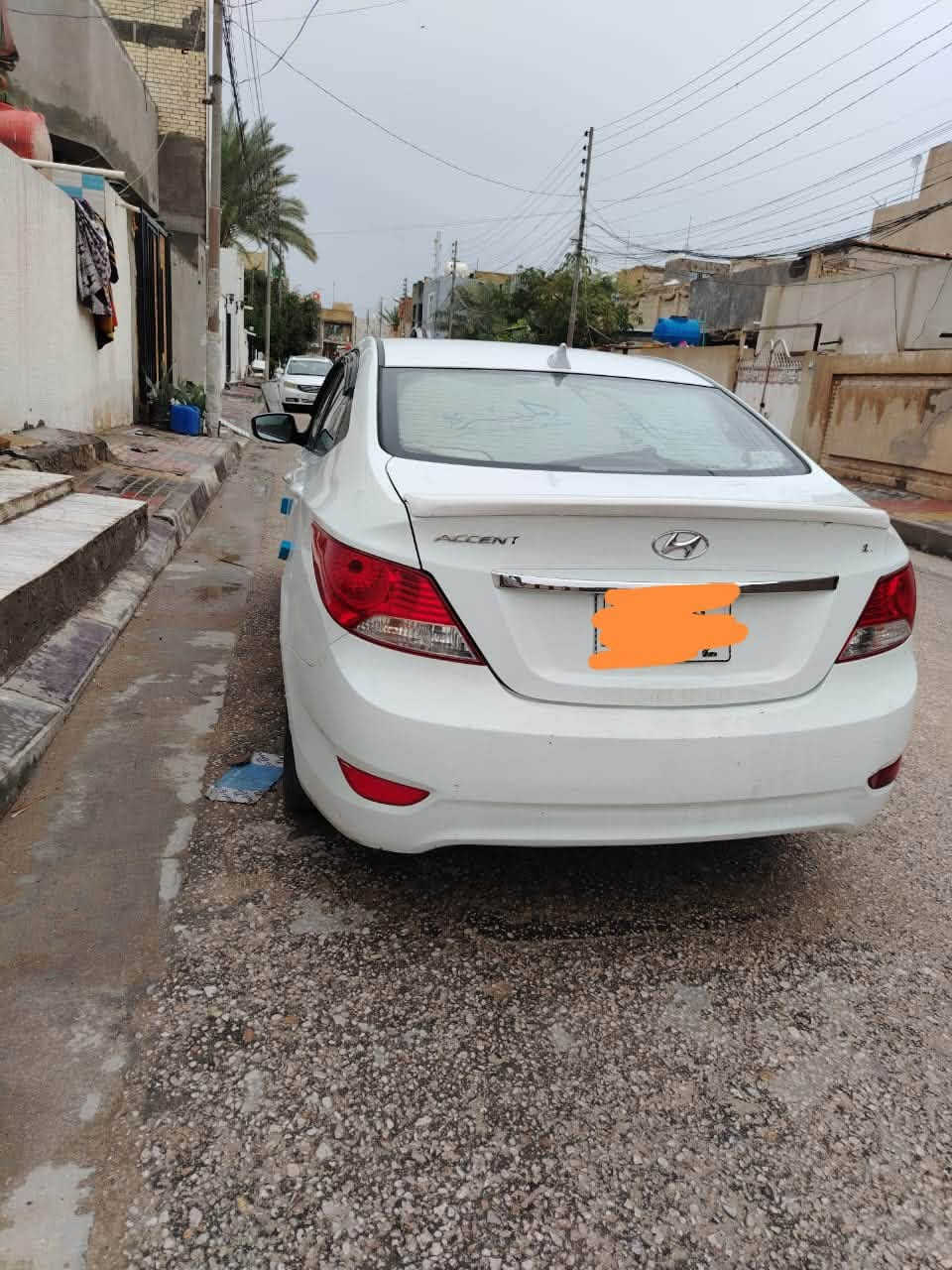 اكسنت 2015 فول مكينه 1600فول خليج باسمي رقم انكلزي
فتحه السياره بيه ملاحضات بارد زغار 
تبريد شغال 
مكينه وكير كفاله 
السياره رايدها ب 100وببها مجال 
مكانه حي الشهداء 
رقمي ***********5
***********
