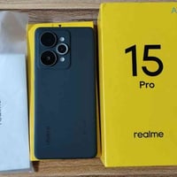 ريلمي 15 برو • غراض كاملة • الجانب الايمن