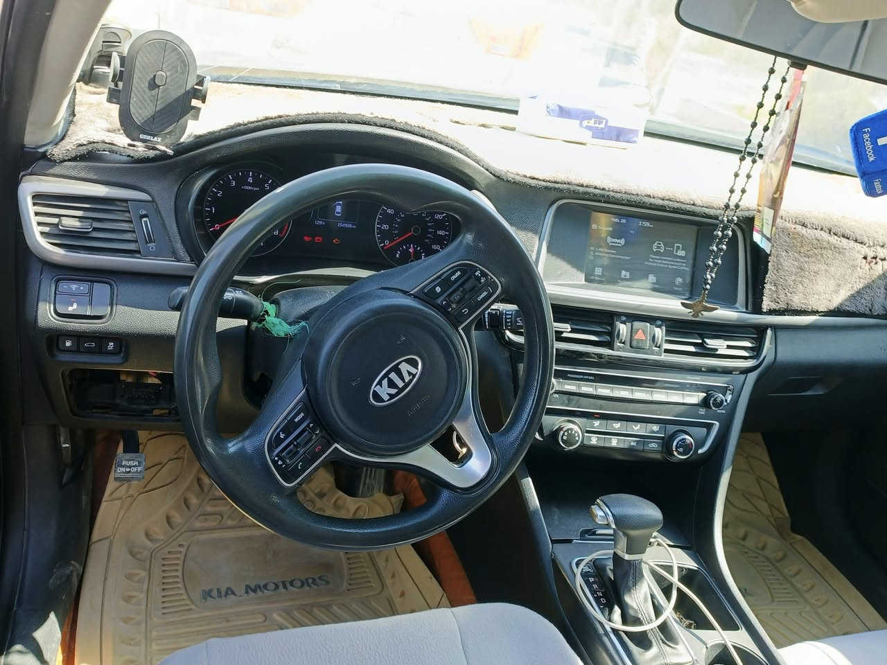 السلام عليكم اوبتيما امريكي ١٨  ٢٤٠٠ السياره قطعتين وتفاصيل اكثر اتصل *********** السعر ١١٥
