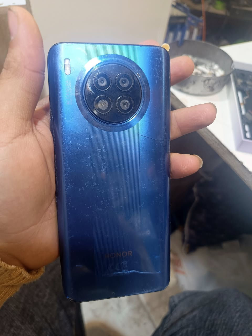 هونر ٥٠ لايت ذاكره ١٢٨ سعره ٥٠ الف اندرويد ١٣ 
***********
