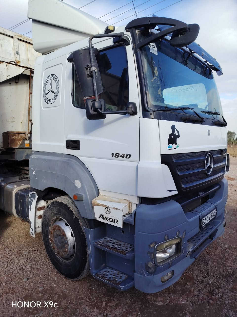 السلام عليكم ورحمة الله
نساف اكسور موديل 2007 سنوية 2029 مربوطة كاملة كير عادي كير محرك اكسل شاصي شرط سيارة مكفولة كفالة عامة من الدعامية للدعامية سيارة خير من الله ما ناقصه برغي شرط التحويل مكان كركوك قضاء الحويجة  للاستفسار الاتصال على الرقم ***********
