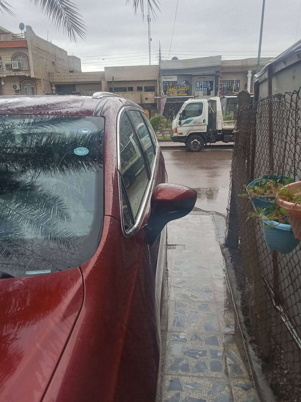 السلام عليكم
باسفكا موديل ٢٠١٧ بانزين بسمي هزه جديده كلين تايتل بدون حادث  رايدها ١٦٥ للاتصال ***********احمد
