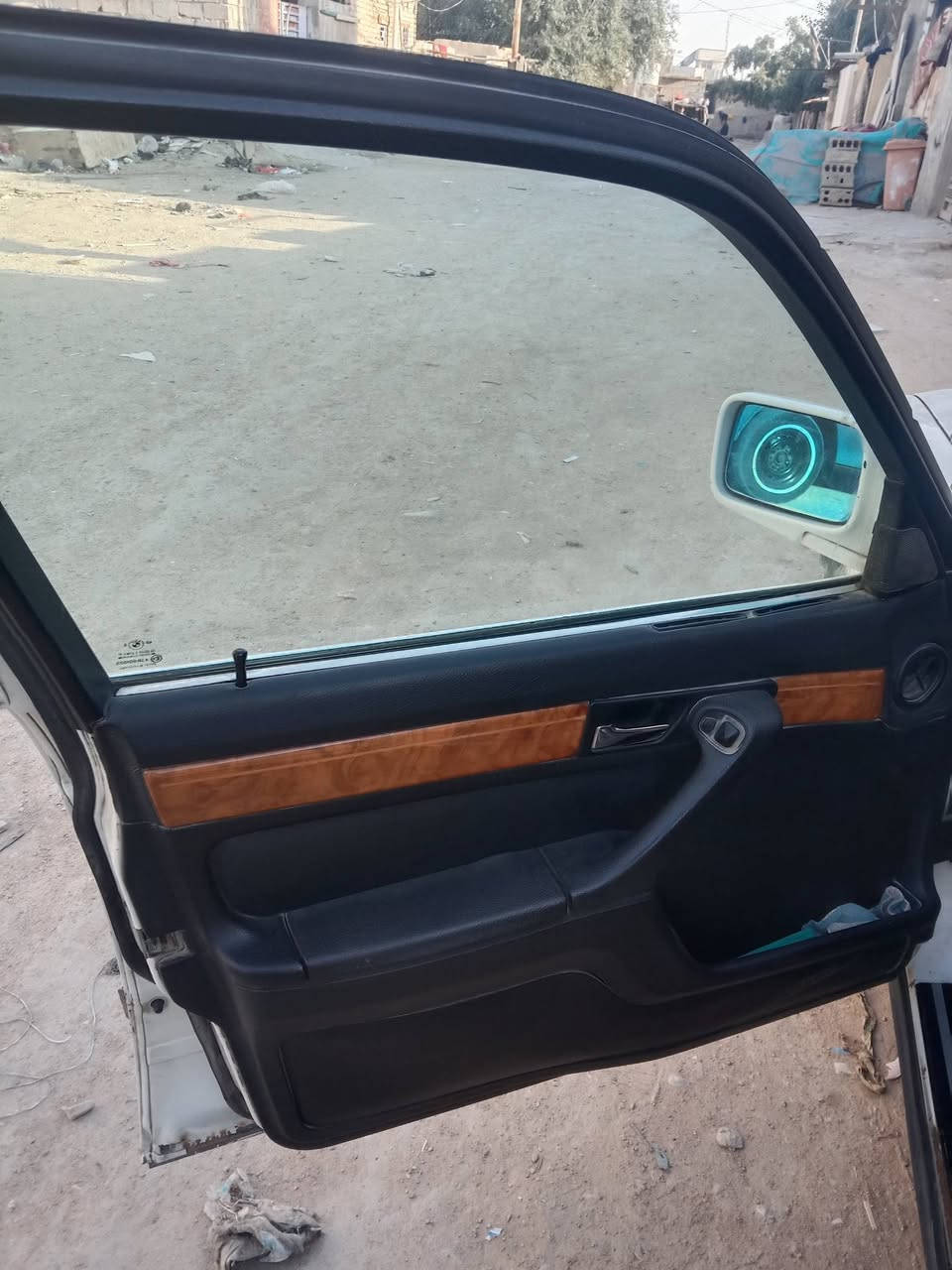 السلام عليكم
للبيع  بي ام موديل 92 رقم بغداد كفاله گير ومكينه وتخم تاير وحداديه وكهربائيات السعر 40 وبيها مجال للاستفسار الاتصال على الرقم ***********
