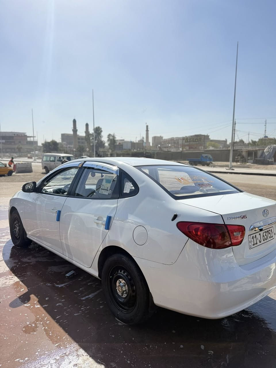 لسلام عليكم…
للبيع
هونداي النترا 2011 خليجي لون ابيض (ثلجي)رقم  بغداد دولي سنوية جديدة بأسمناا…سياره خير من الله حيل حلوه واحلى من الصور…مواصفات نص فول 
محرك2000 شرط 
كير اوتو 
4 جام كهرباء 
بلاجكتور شركة 
يدات بيض
قفل كير 
اريل وباقي المواصفات معروفة..
السيارة وكالة شركة الكاصد 
كير محرك صدر طخم تاير جدد جاهزة مجهزة بدون كل نقص…
سياره بيها تبديل قبق جنطة و جاملغات بارد بدون صبغ شوية بدون دواخل والباقي كفالة…
السعر 120
مكاني 
للاستفسار ***********
