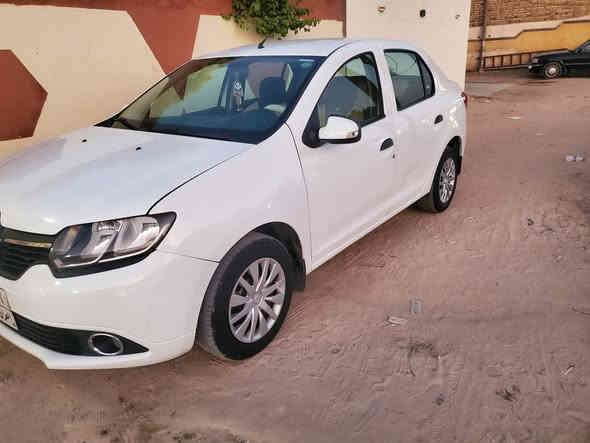 سلام عليكم رينو للبيع موديل ١٧كفاله عامه اتوماتيك ماشيه ١٤٠ السعر ٨٠ بيه مجال لاتصال ***********
