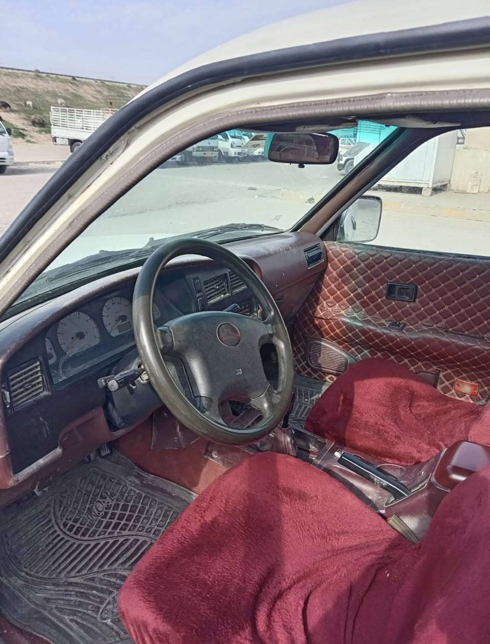 دير موديل 2006
رقم كركوك دولي 
سنويه جديده تريد تحويل او وكاله. 
بيها بطاقة بانزين 
مكان كركوك 
سعر 50$ وبيها مجال 
للاستفسار الاتصال على الرقم
***********
***********
مكلف بالنشر
