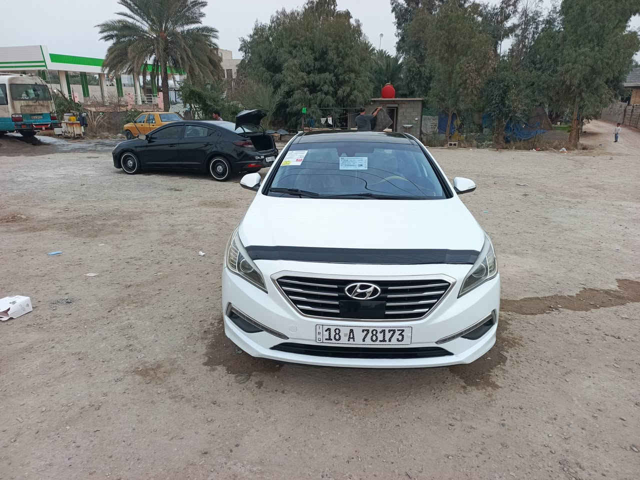 السلام عليكم للبيع سوناتا 2015 وارد امريكي سياره حادثه چاملغ وخشم البنيد السياره فول  واحد عل واحد مكينه 2400 رقم بابل رقم الهاتف *********** مكانه كربلاء المقدسة
