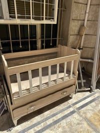 سرير اطفال • سريرين