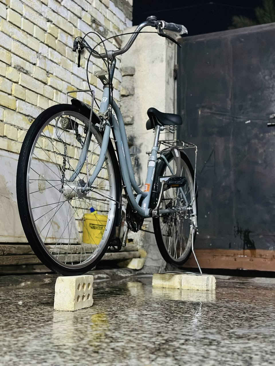 السلام عليكم  شباب بايسكل للبيع بطه حجم 26 موديل 2021 جديد كلش بس بي 3 طخات ب ماشه و الباقي كفاله السعر 120بي مجال قليل حك الجيه المكان بغداد


**إذا كنت صاحب هذا الإعلان وتريد حذفه لأي سبب، رجاءا أرسل رسالة إلى الدعم الفني**