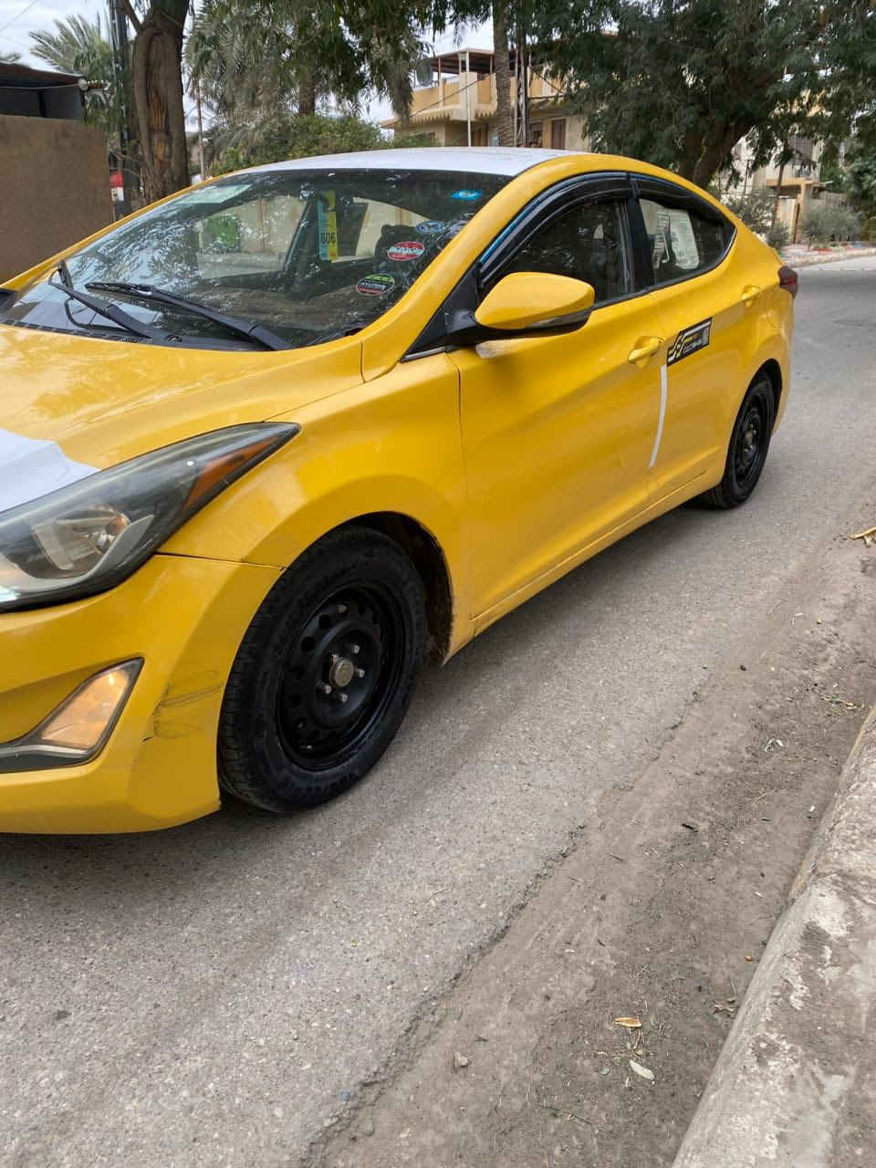 النترا موديل  2015  مكينه و كير و حداديه و تبريد كفاله وارد خليجي بدون حادث رقم بغداد تحويل مباشر  هيئه وغرمات مصفره السعر 92  وبيه مجال بصيط 

‭0777 128 2472‬
