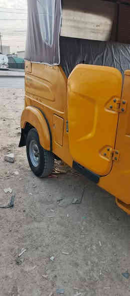 سلام عليكم تكتك للبيع 21رقم تحويل مباشر كشر كفاله معمر بس الدوس محرك جديد مبدل بي بستم وزنجيل سعرهه 7وبيهه مجال حك الجيه مكان التكتك بغداد حي البتول قرب فلكه حي النصر تواصل ***********
