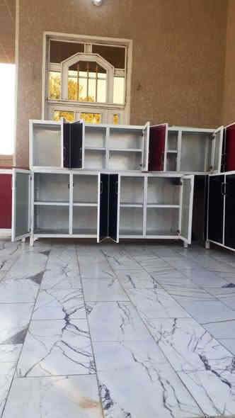 *********** واتساب أو اتصال.
كاونتر للبيع نظيف كلش متكون من ٥قطع.
طول الأرضي مترين وضلع ثاني مترين.
طول الملحق مترين ونص وضلع ثاني مترين ونص.
طول سنك متر و٣٠سم مرمر.
