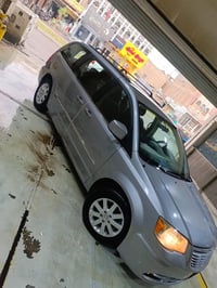 اعادة نشر بسبب الوعود الكاذبة  كرايسلر كرفان تاون كانتري  2013  رقم بغ...