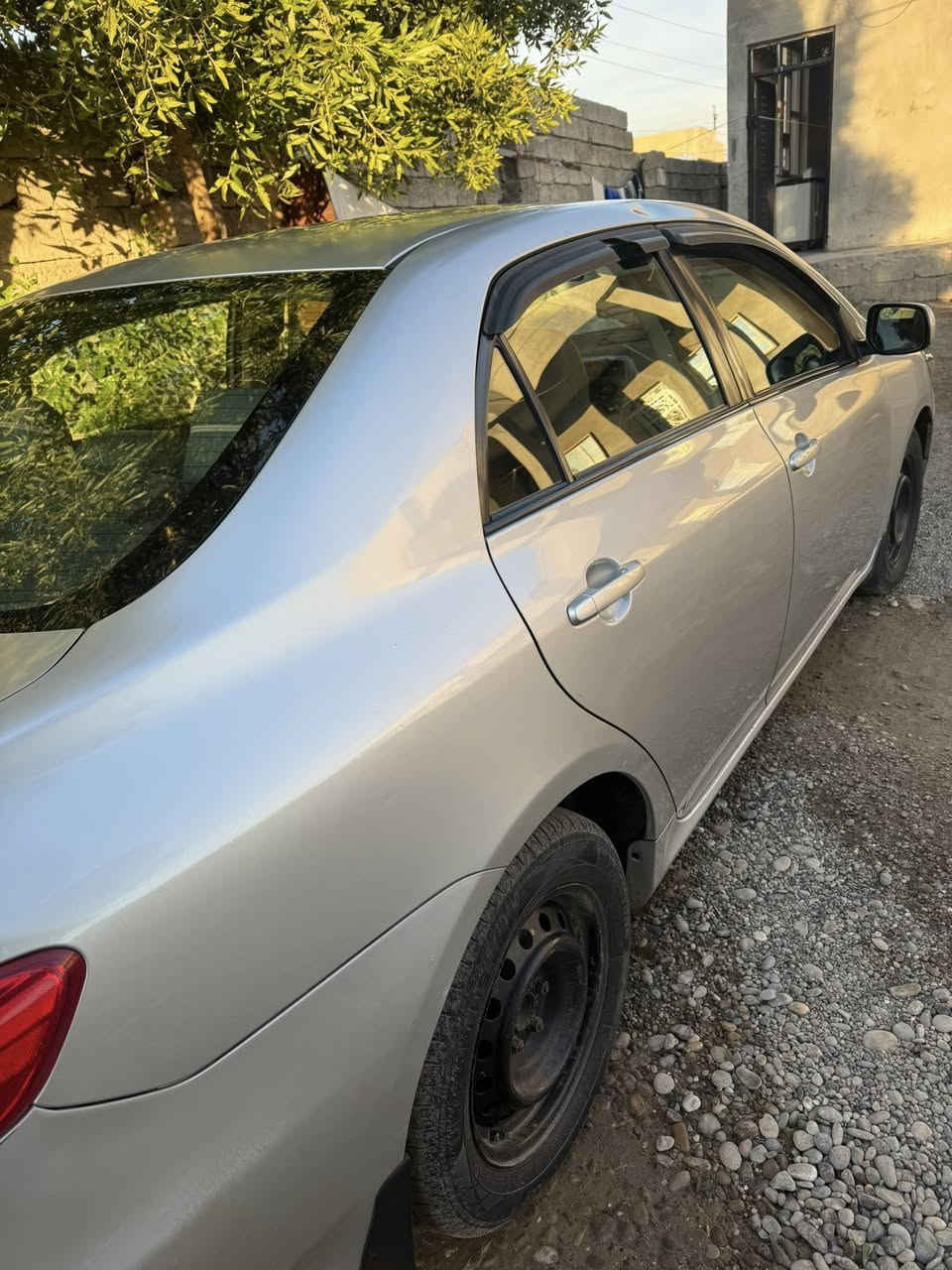 السلام عليكم
كورلا موديل 11
رقم كركوك دولي
 هزه جديده 
محرك كير شرط
تبريد تدفئه شرط
السياره  باسمنه تريد تحويل  وكاله 
الصبغ  شبر بل بونيد    
مال جناي  ونضيفه حيل 
السعر ١١٨ورقه 
لاستفسار ***********
