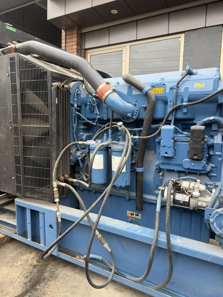 Perkins kva500


**إذا كنت صاحب هذا الإعلان وتريد حذفه لأي سبب، رجاءا أرسل رسالة إلى الدعم الفني**