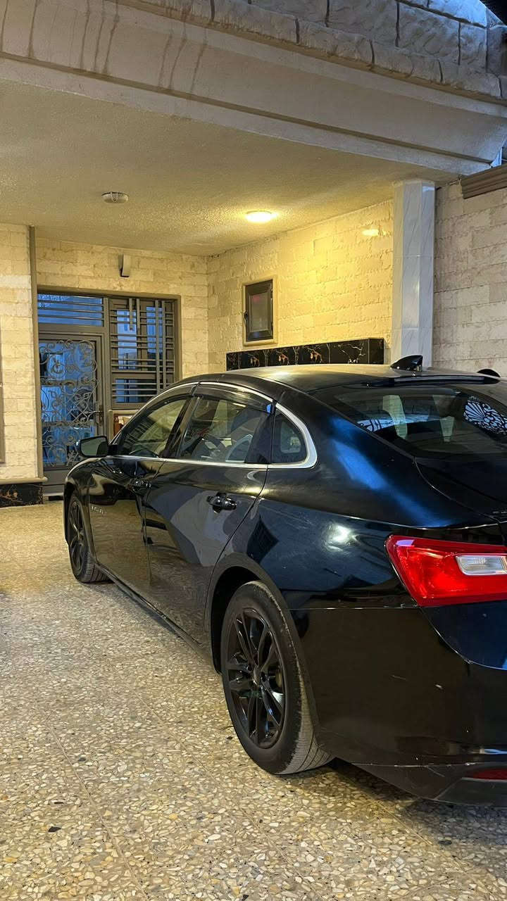 السلام عليكم 
ماليبو ٢٠١٨ رقم اربيل مجدد لل٢٠٣١
سياره ضررهه ٣ قطع 
منظومة تبريد كامله جديده تيربو جديد
 سياره بيهه ملاحظات بسيطه 
عنوان ديالى خالص 
هاتف ***********
سعرهه ٨٢
