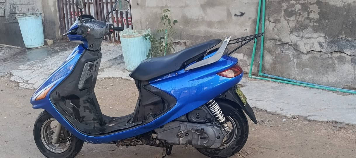 فراشه حاويه محرك ما مفتوح كهربائيات كله شغال كفاله عل فحص مكان نجف السعر 575اوبيه مجال ***********
