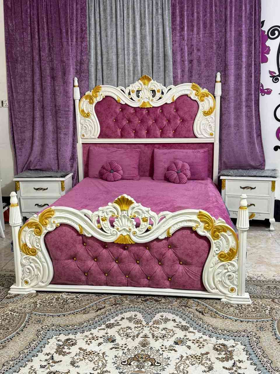 غرفه نوم  عراقي امنقرش 

🔅تفاصيل الغرفة   ....

 خارج ٤ملم ام دي اف 
وداخل معاكس ٣ملم 
صبغ حراري  درجة اولى 

عدد القطع  ٧ قطع 
1 //جرباية  قياس  ١٦٠ × ٢٠٠ 
//ميز جانبي ايسر قياس ٥٠
2// وميز  جانبي  قياس ٥٠
3// زاوية ارتفاع مترين عرض ٨٠
4// وميز بلازمه  
5//وميز مراية ارتفاع مترين عرض ١٢٠
6// وكنتور ٦ باب  ارتفاع مترين و١٥ طول ٣ متر .
للحجز والاستفسار مراسلت الصفحه 
متوفر واتساب فقط ***********
