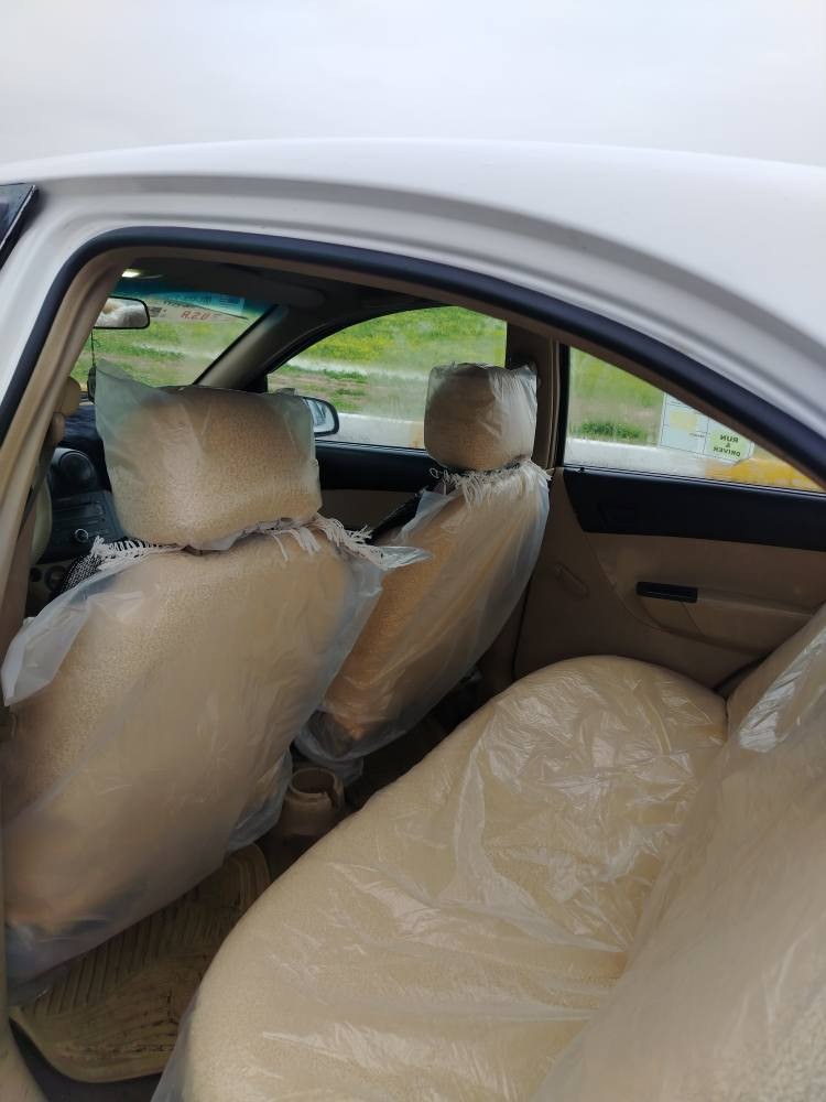 اڤیو٢٠١١  مکینە گەورە ناوزرد فوڵ عادی  دوو سێ پارچەی سبوغە بەلام بەحزام دەفرۆشم پیشی کەپسە  گیرو مەکینە بەشەرتە سەنەوی بەسەرچووە ٦٩٠هه زارغەرامەی لەسەرە دوای محمەلە دەیگەرینەوە چوار تایە نوی لە ژیرە کوریە.*********** أربيل, العراق
