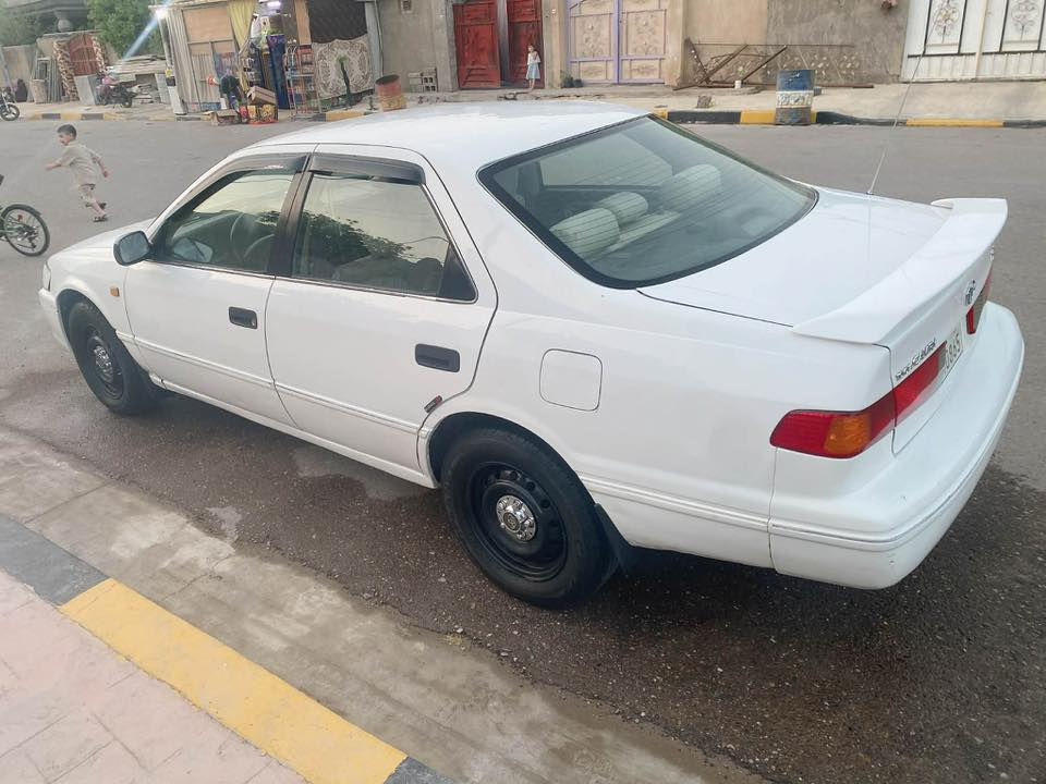 كامري موديل ٢٠٠١
رقم سليمانيه انگليزي باسمي بيها حالوب شويه شي بصيط القماره 
محرك كير خير من الله 
للاستفسار اكثر هذا ***********
