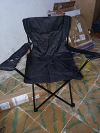 غراض تخيم كراسي عدد 3 وسديه عدد 3 انطي سعر وبل عافيه الحجز واس اب 0776...