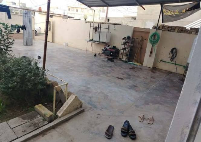 دار للبيع
طابقين في منطقة المحطه  بيت ركن 
 بالقرب النافورة   
نوع الارض زراعي 
و سعره 45 مليون وبيها مجال  المساحة 300 متر للاستفسار مراجعه و الاتصال على الرقم***********
