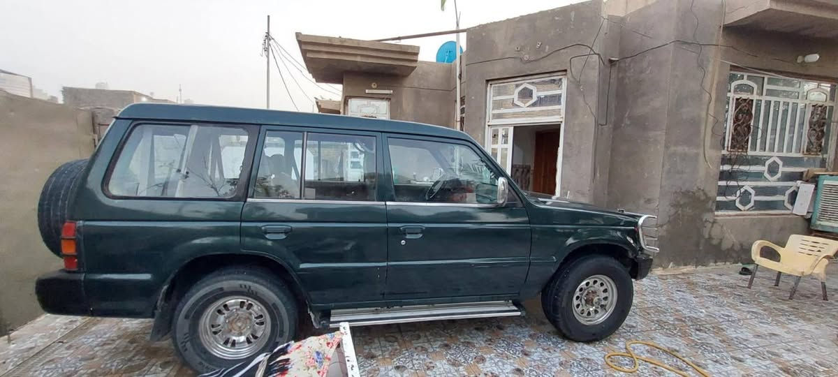 السلام عليكم ورحمه الله وبركاته 
باجيرو موديل 94
مكينة ونجي 
كير عادي 
رقم بغداد 
سنوية لغاية 2028 باسمي 
25 ورقة
***********
بابل ،القاسم
