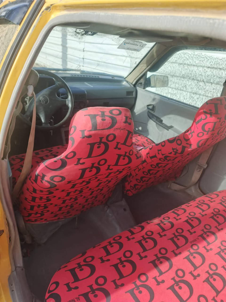 ياالله سابيا  كهربائيات كلها.شغاله  تخم تاير جديد   حداديه  وسط رقم بغداد موديل ١١عليه هيئه ٣٠٠ ينزلن من السعر  وكاله بسمي سياره كفاله بس ااشواصي معمرات السعر 21 بيها مجال  مكان سياره بابل محاويل  رقم ***********
