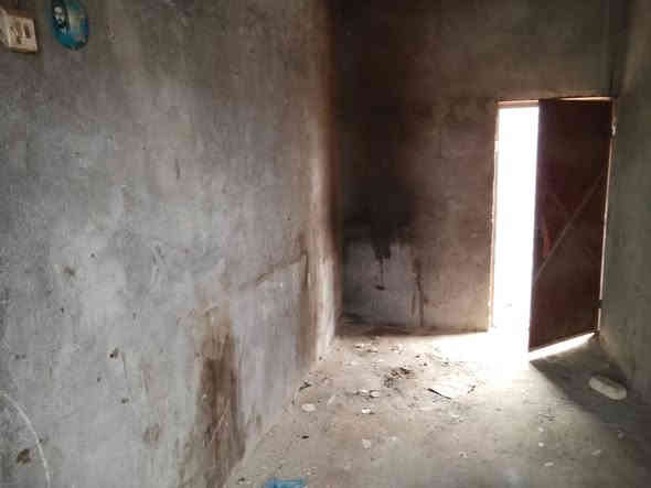 السلام عليكم ورحمة الله وبركاته يوجد لدينا بيت 200متر السعر 14مليون أب منطقة سيد خضير قرب المرقد *********** ابو سجاد
