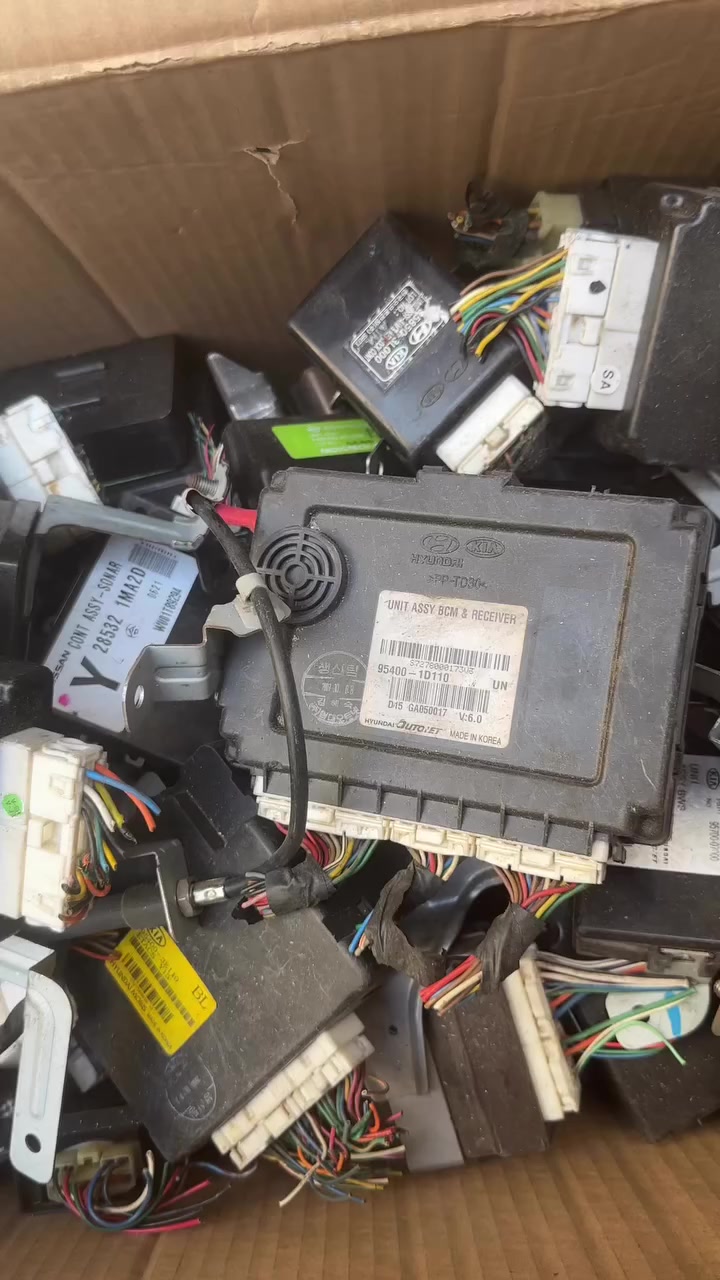 عقول كارتات كوري تفصيخ حاوية كامل متوفر جملة مفرد اسعار مناسبة جدا ***********
