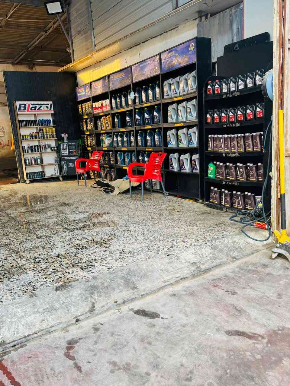 سلام عليكم محطه غسل +تبديل دهن البيع المكان الضباط مقابيل بداله الكماليه المحطه ركن ايجار 500الف ***********
