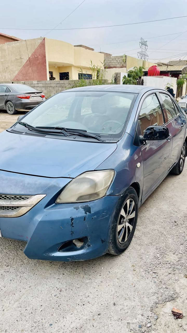 السلام عليكم 
تويوتا يارس موديل 2007 خليجي رقم بابل مميز مشروع وطني محرك 1600 وكير خير من الله 
مواصفات السياره : 4 ويل كب 
شاشه  وكامره  
السياره بيها صبغ صفحتين وبنيد للجماليه 
صدر امام وخلفي تعبان 
بيها ملاحضات شويه 
الشراي يتصل لباقي التفاصيل 
السعر 65 وبيها مجال 
مكان السياره((( بغداد )))
***********
***********
